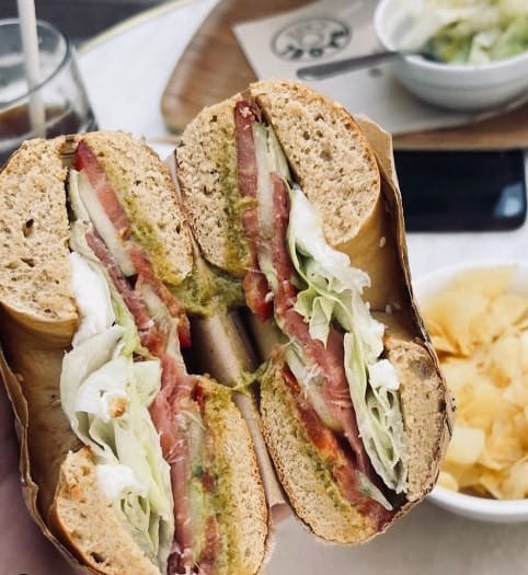 Photo de Green Bagel Café
