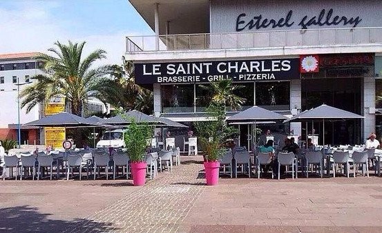 Le Saint Charles — photo 2