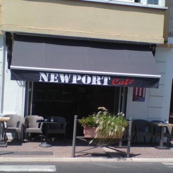 Le Newport Cafe — photo 3