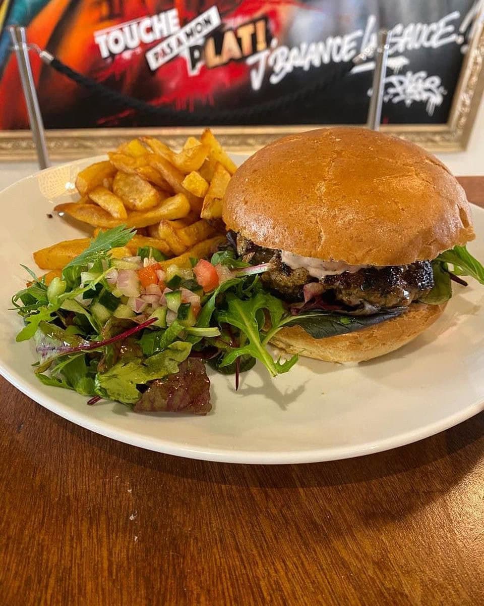 Touche pas à mon plat — photo 2