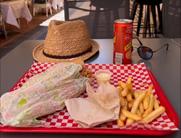 Mom Burger — photo 2