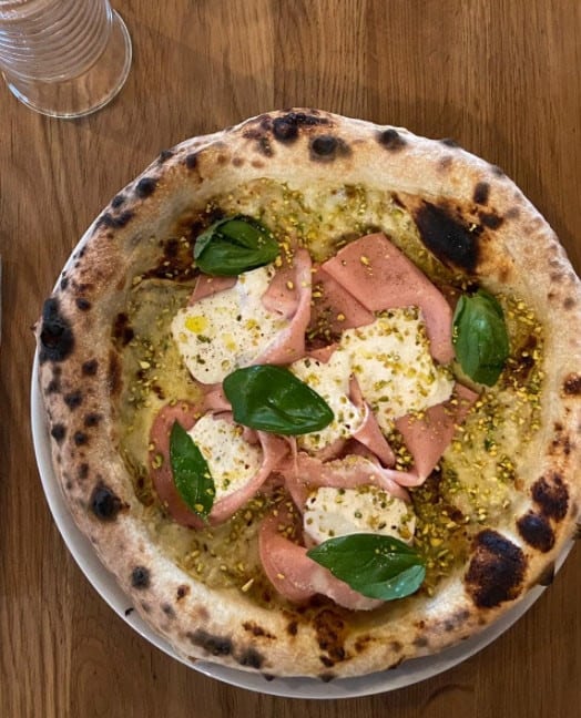 32 Pizza Bar — photo 2