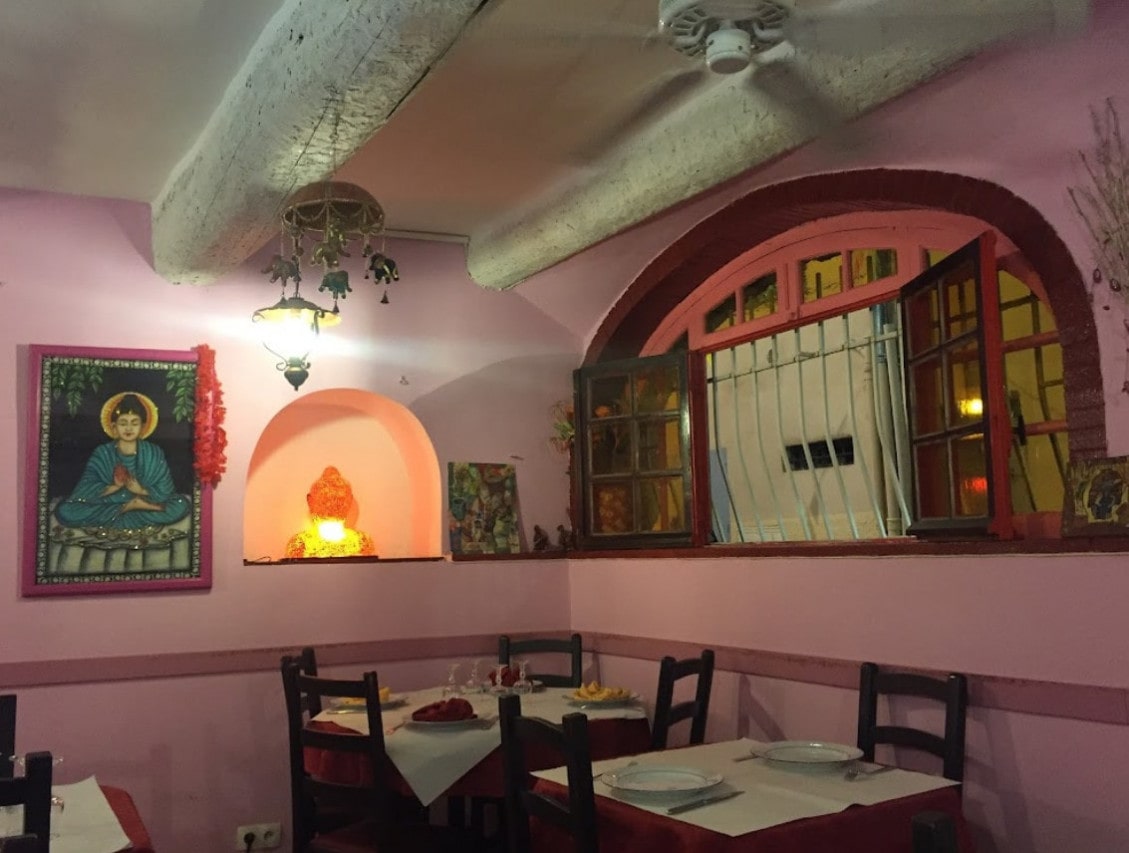 Chamkila — photo 2