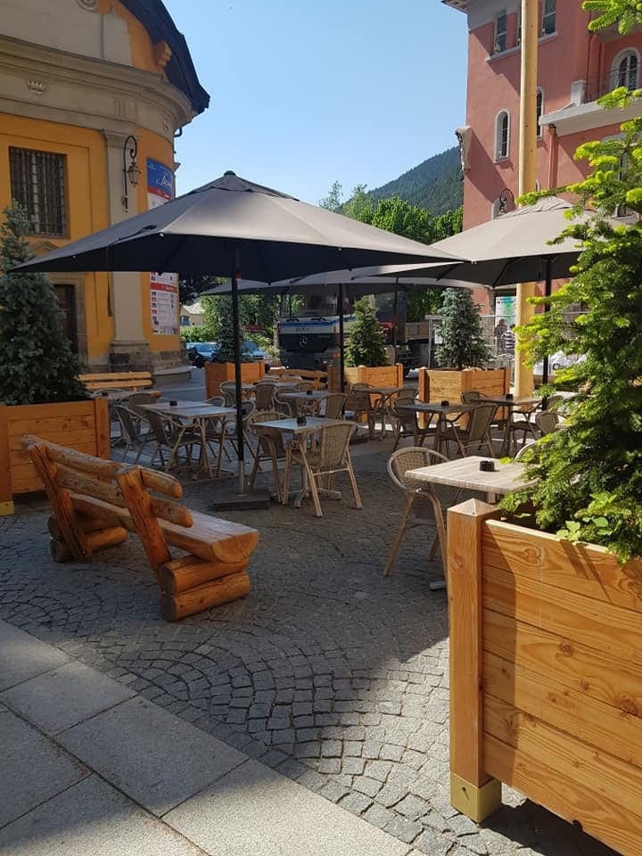 cafe de la place — photo 2