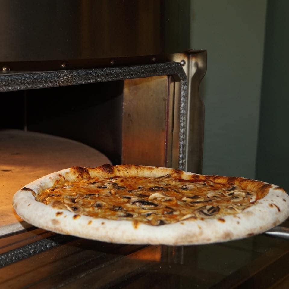 Pizza Yolo — photo 2