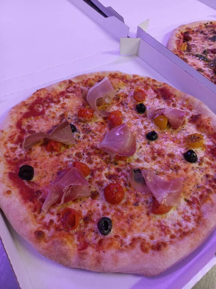Hot Spot Pizza — photo 2