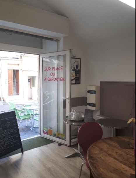 Label et Poke — photo 3