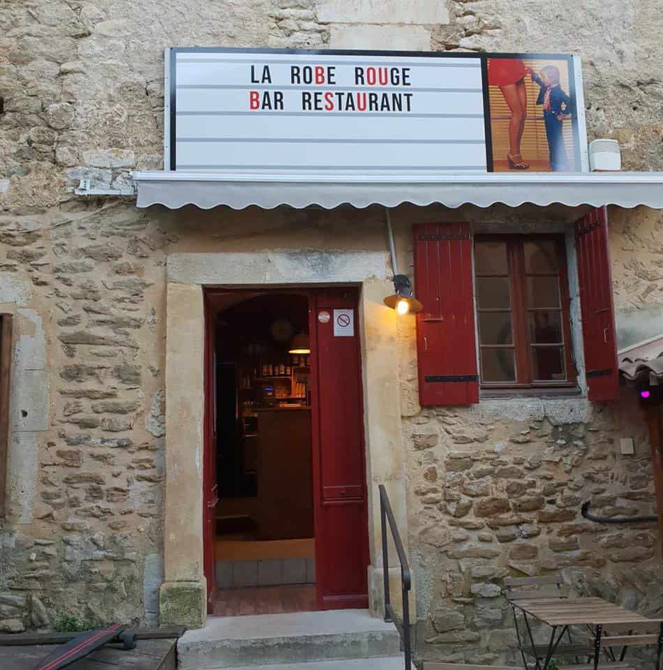 La robe rouge — photo 2