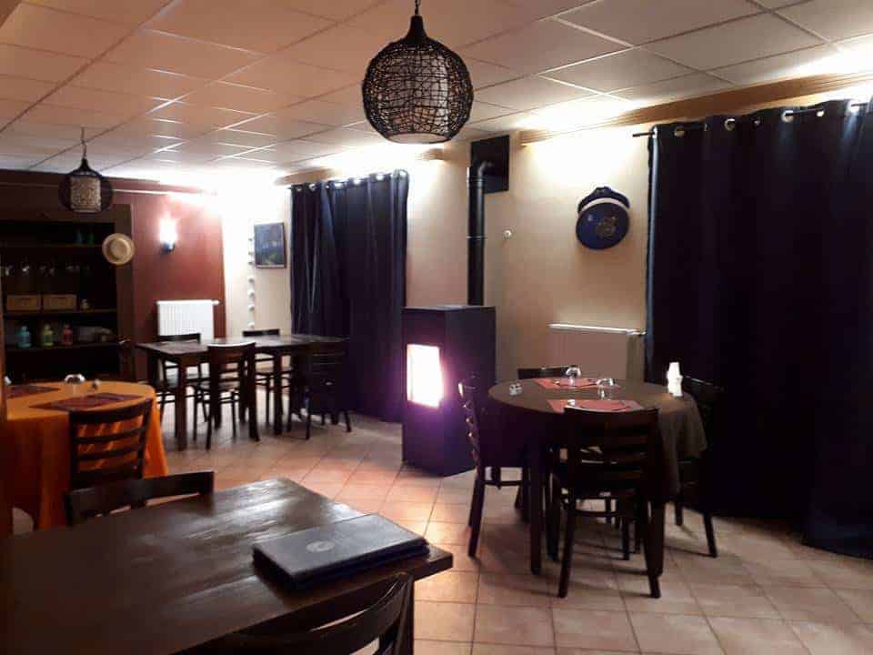 Auberge la Reine des Prés — Hôtel - Restaurant à Lachapelle Graillouse — photo 3