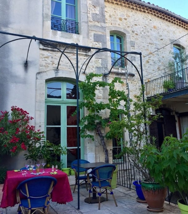 Côté Cour — photo 2