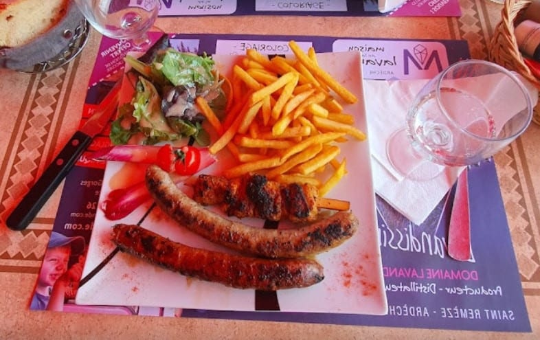Les Touristes — photo 2
