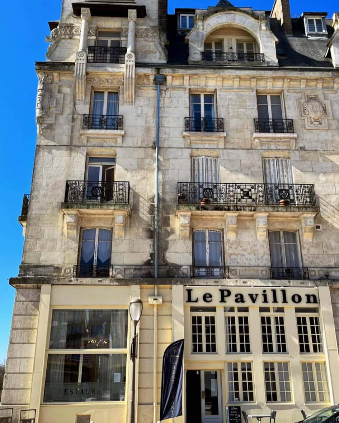Le Pavillon — photo 2