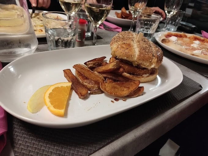 Photo de Restaurant  B7