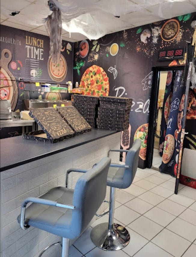 La Pizzeria — photo 3