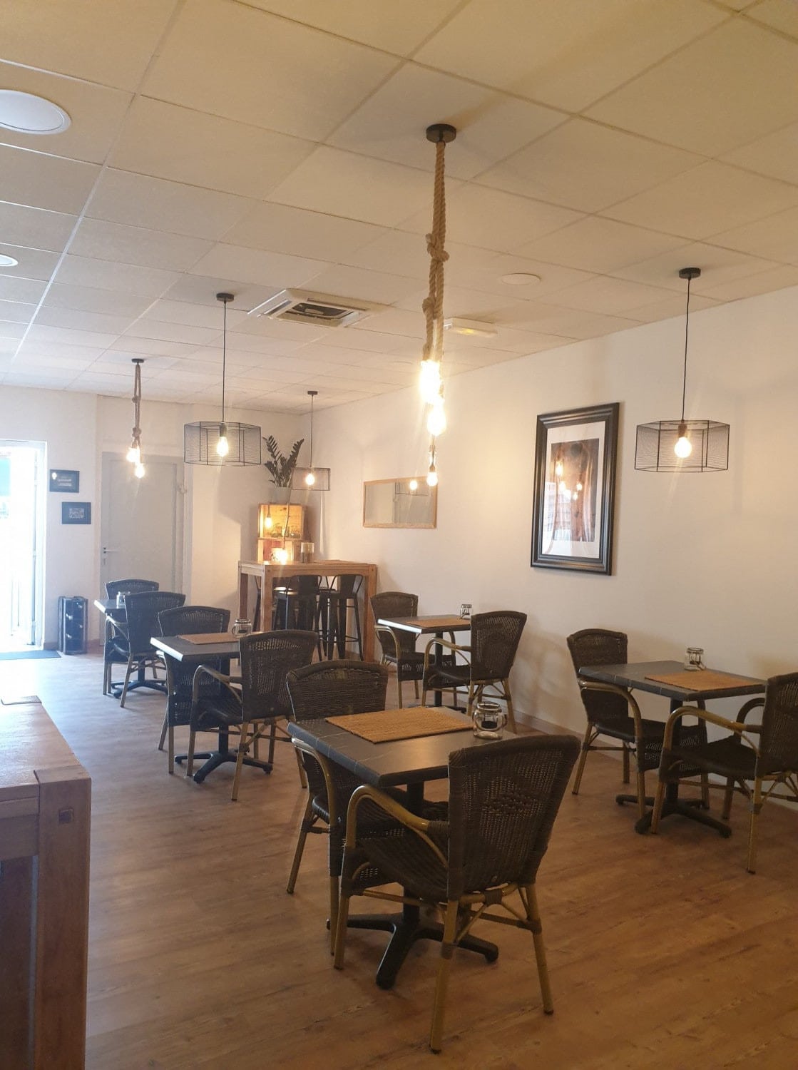 Bistro Des Arts — photo 3