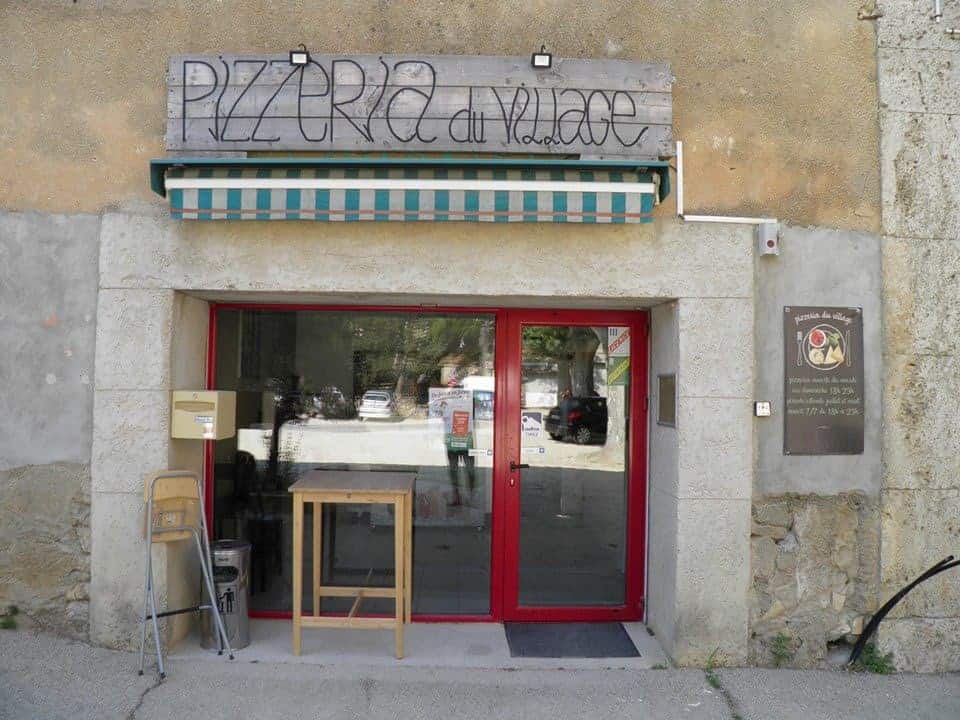 Pizzeria du village — Pizza - pizzéria à Thezan des Corbieres — photo 2
