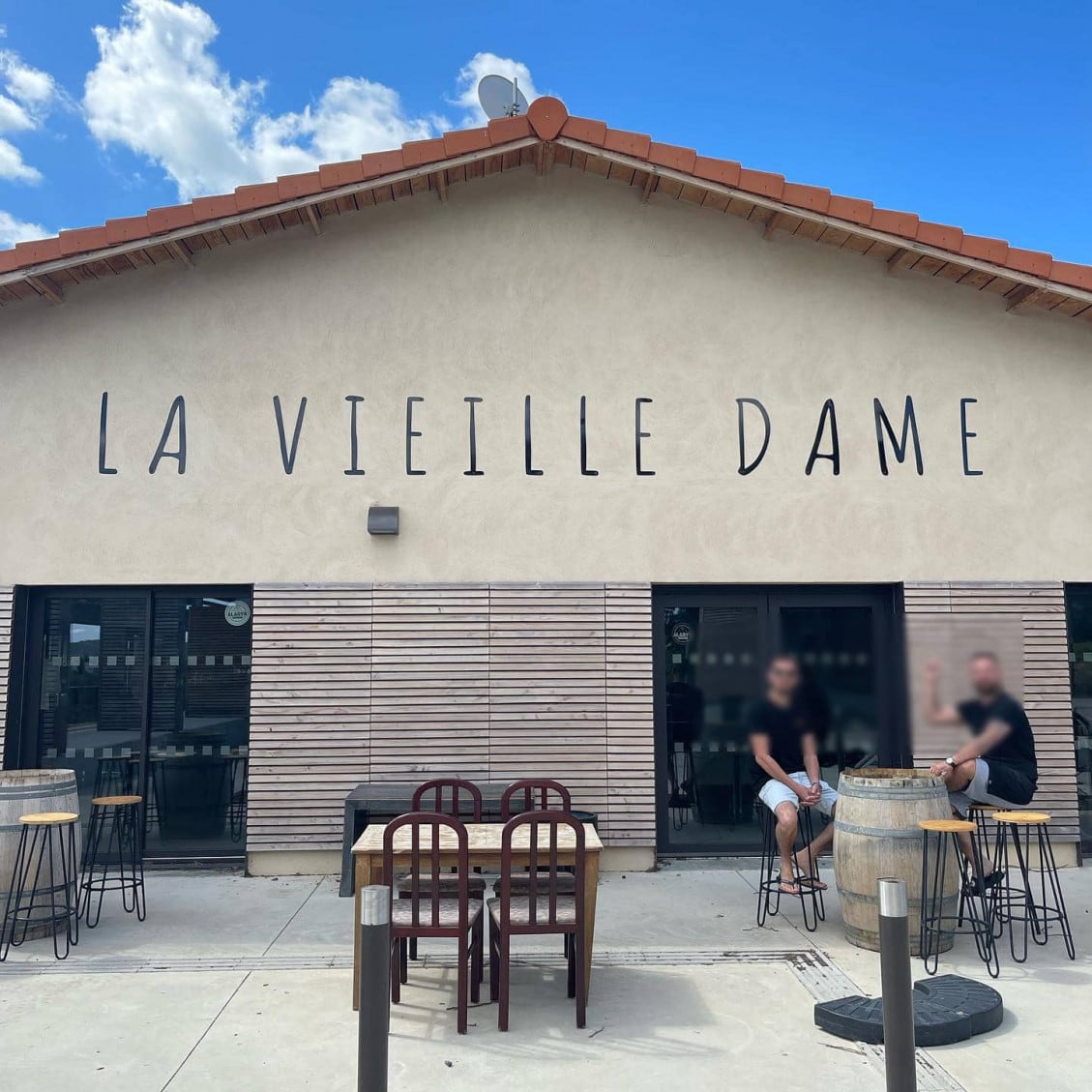 La Vieille Dame — photo 2