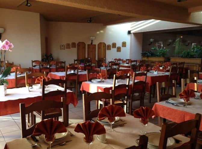 Restaurant centre — photo 3