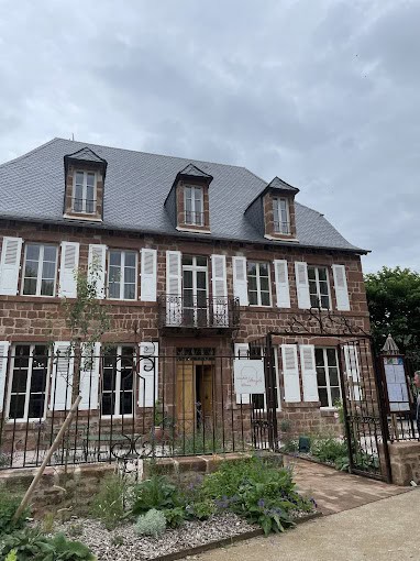 Auprès d'Angèle — photo 3