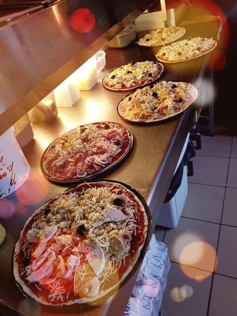 Pizza Houx — photo 3