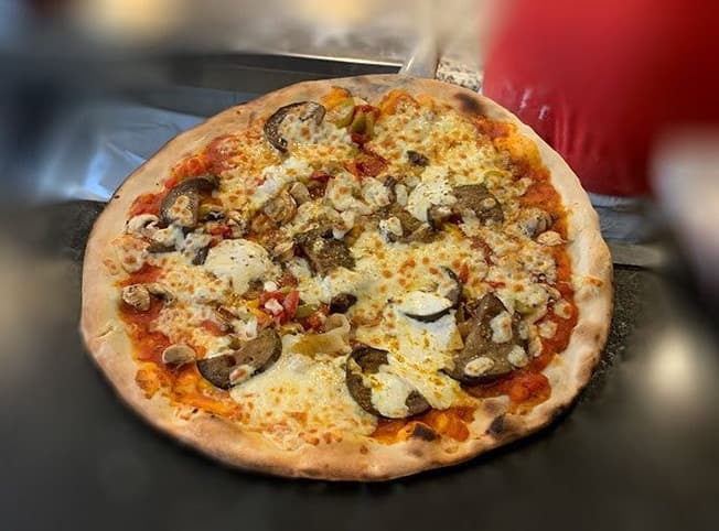 La Casa Pizza 12 — photo 2