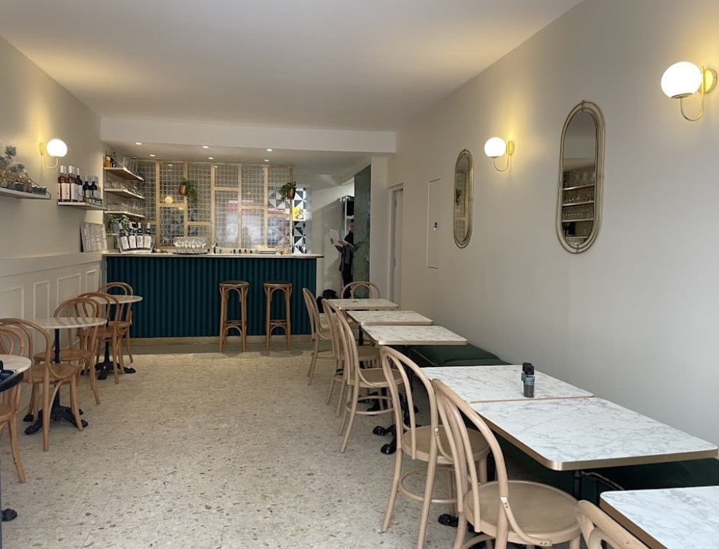 Café Jeanne — photo 3