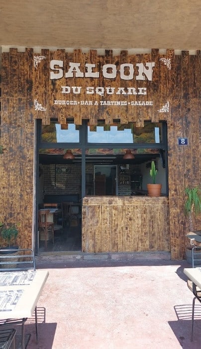 Saloon du square — photo 2