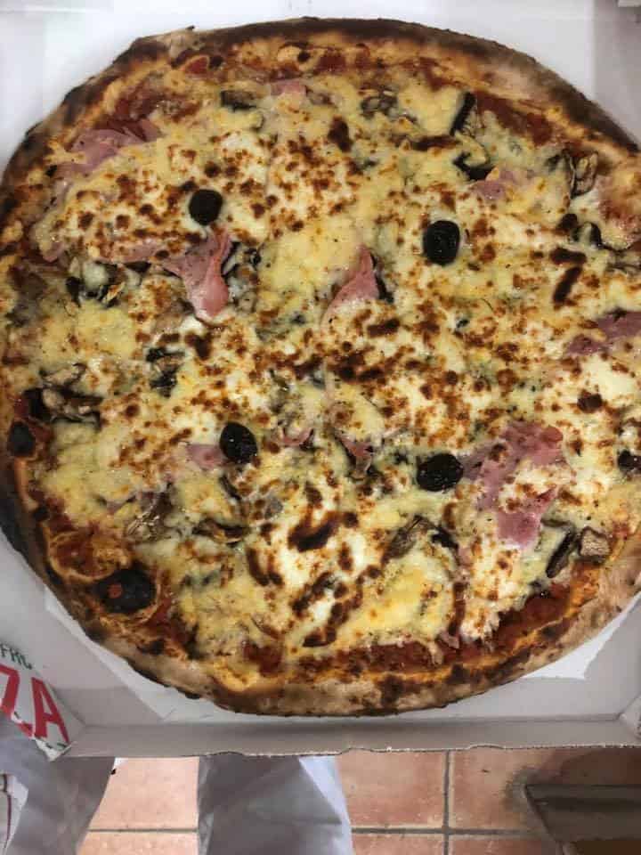 Photo de Azzuro Pizza