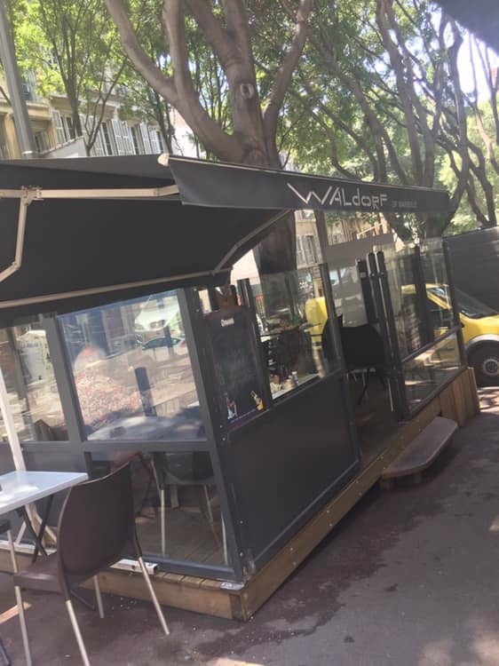 le Waldorf Cafe — photo 2