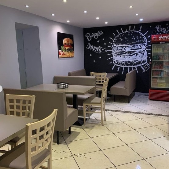 Seven burgers — photo 3