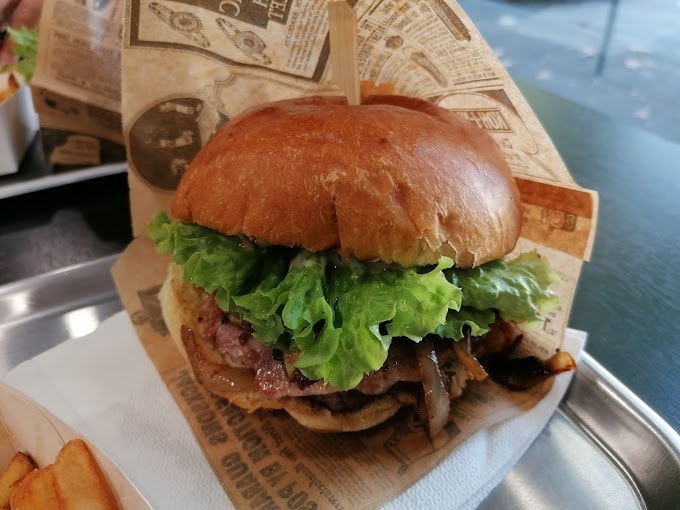 Planet burger — photo 2