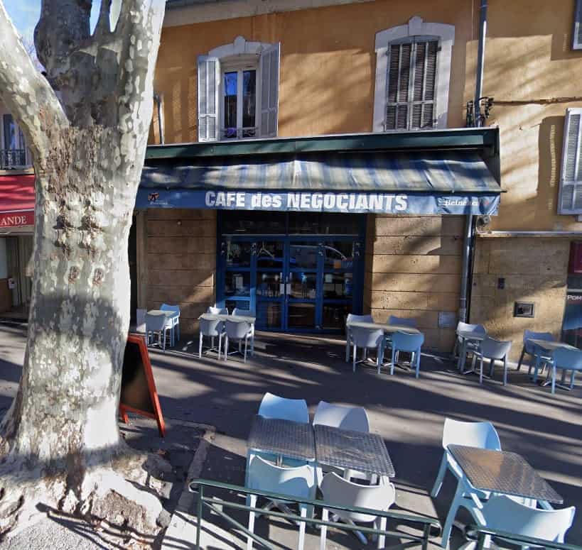 Cafe Des Negociants — photo 3
