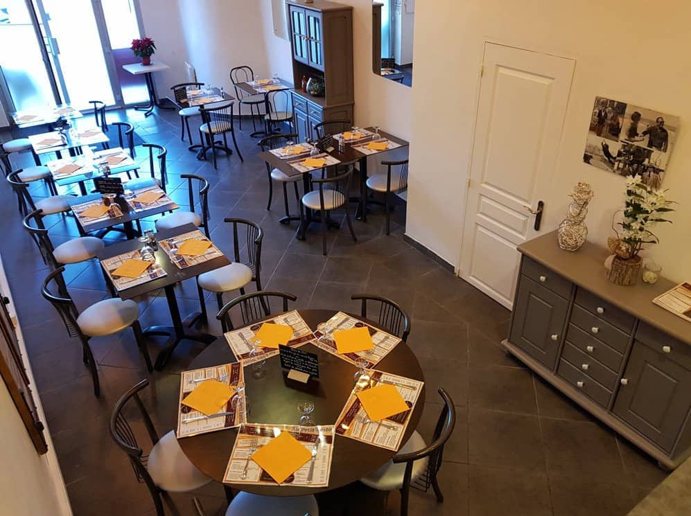Au Petit Resto — photo 3