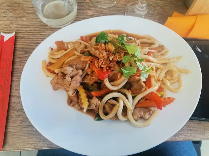 Sushi et noodles — Sushi et Japonais à Gardanne — photo 2