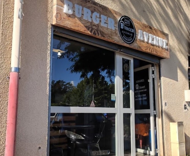Burger Avenue — photo 2