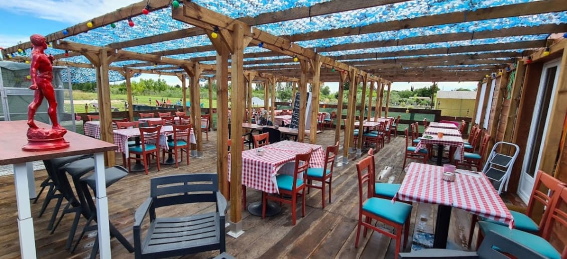 La Guinguette Aux Perroquets — photo 3