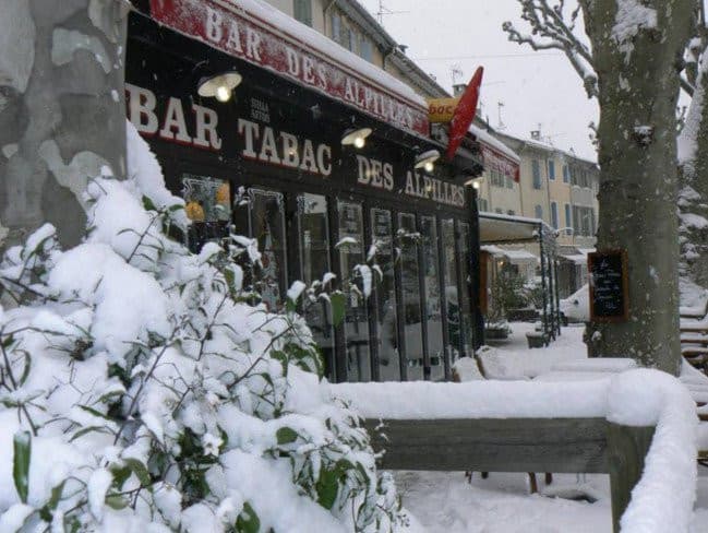 Bar-Tabac des Alpilles — photo 2