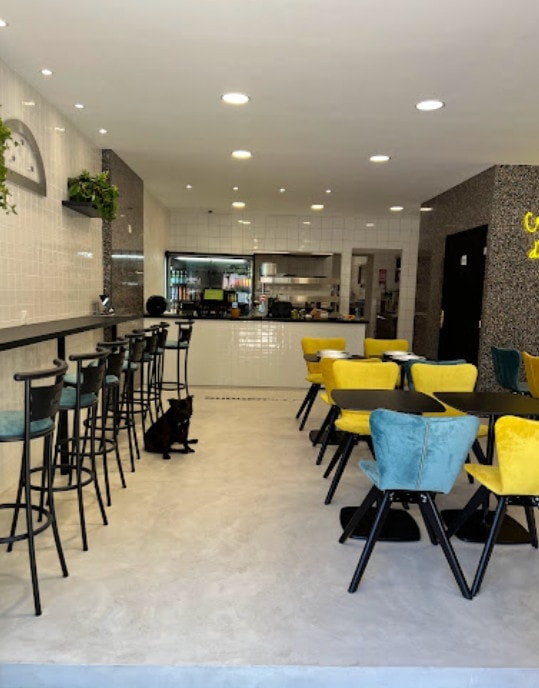 Burger Shop — photo 3