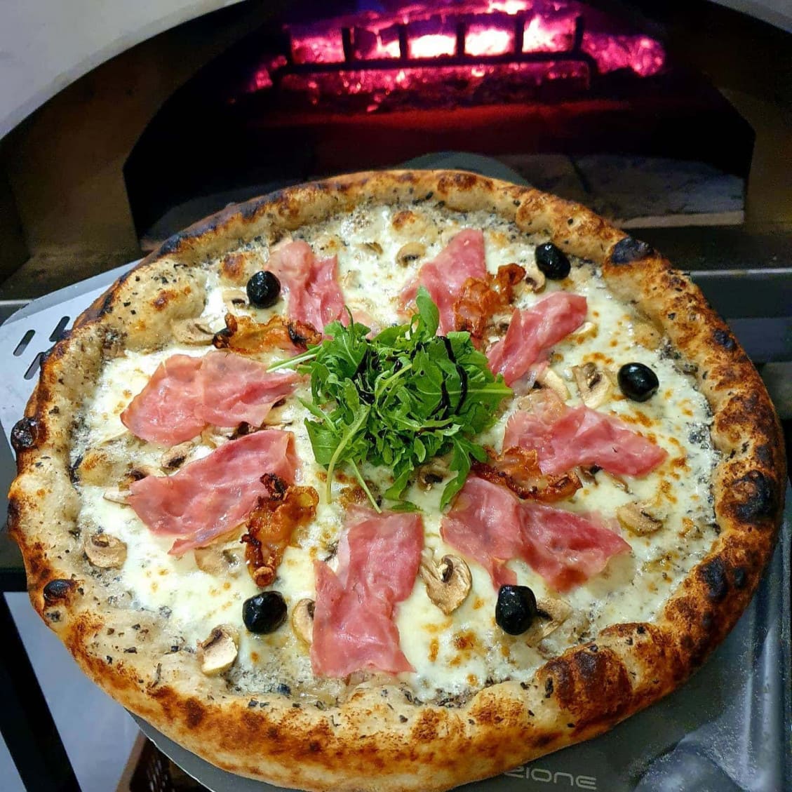 nomade pizza — photo 3