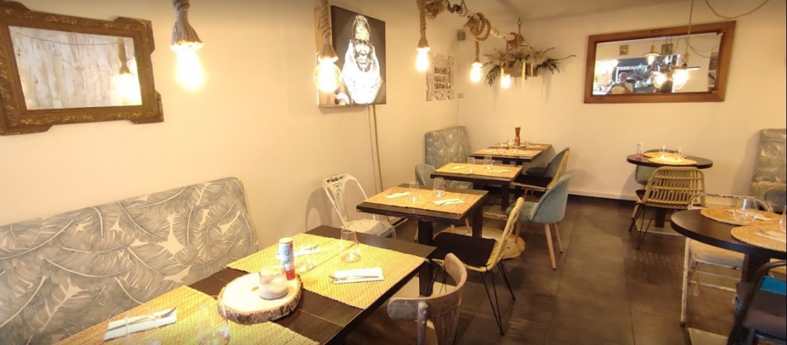 Au Resto Les Filles — Restaurant Français à Maussanne les Alpilles — photo 2