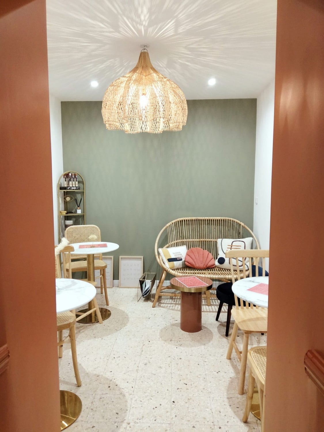 Chez Les Filles — photo 3