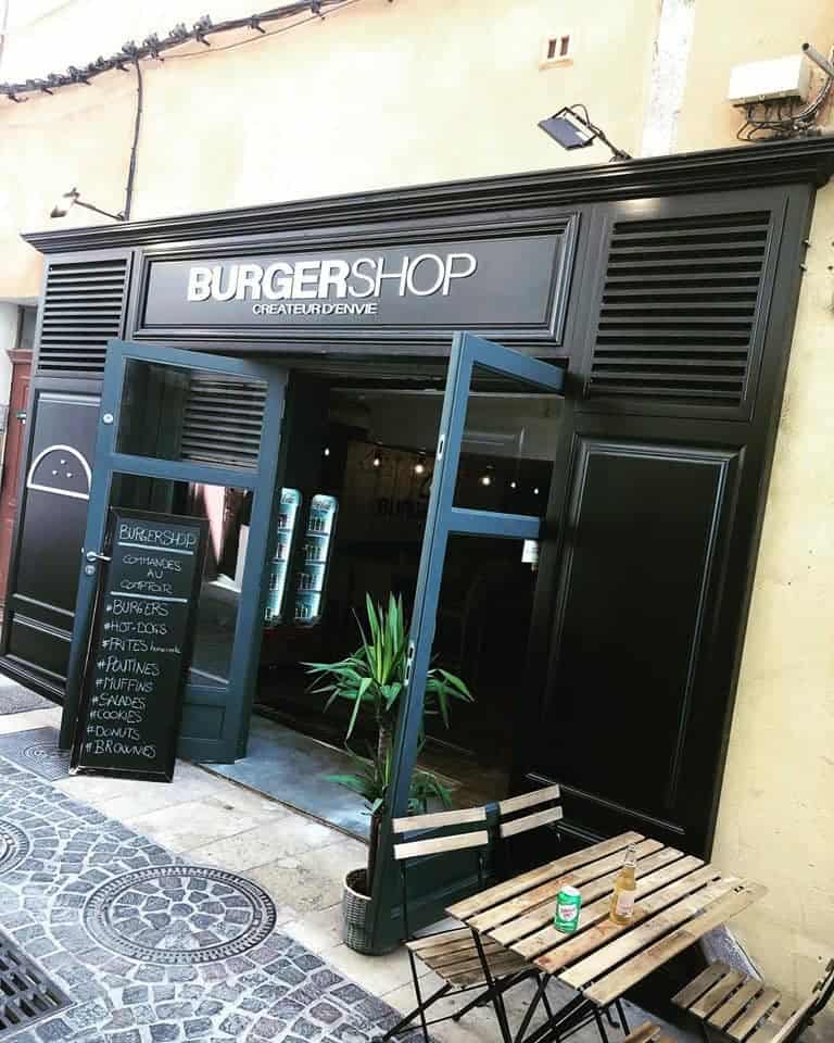 Burger shop — photo 2