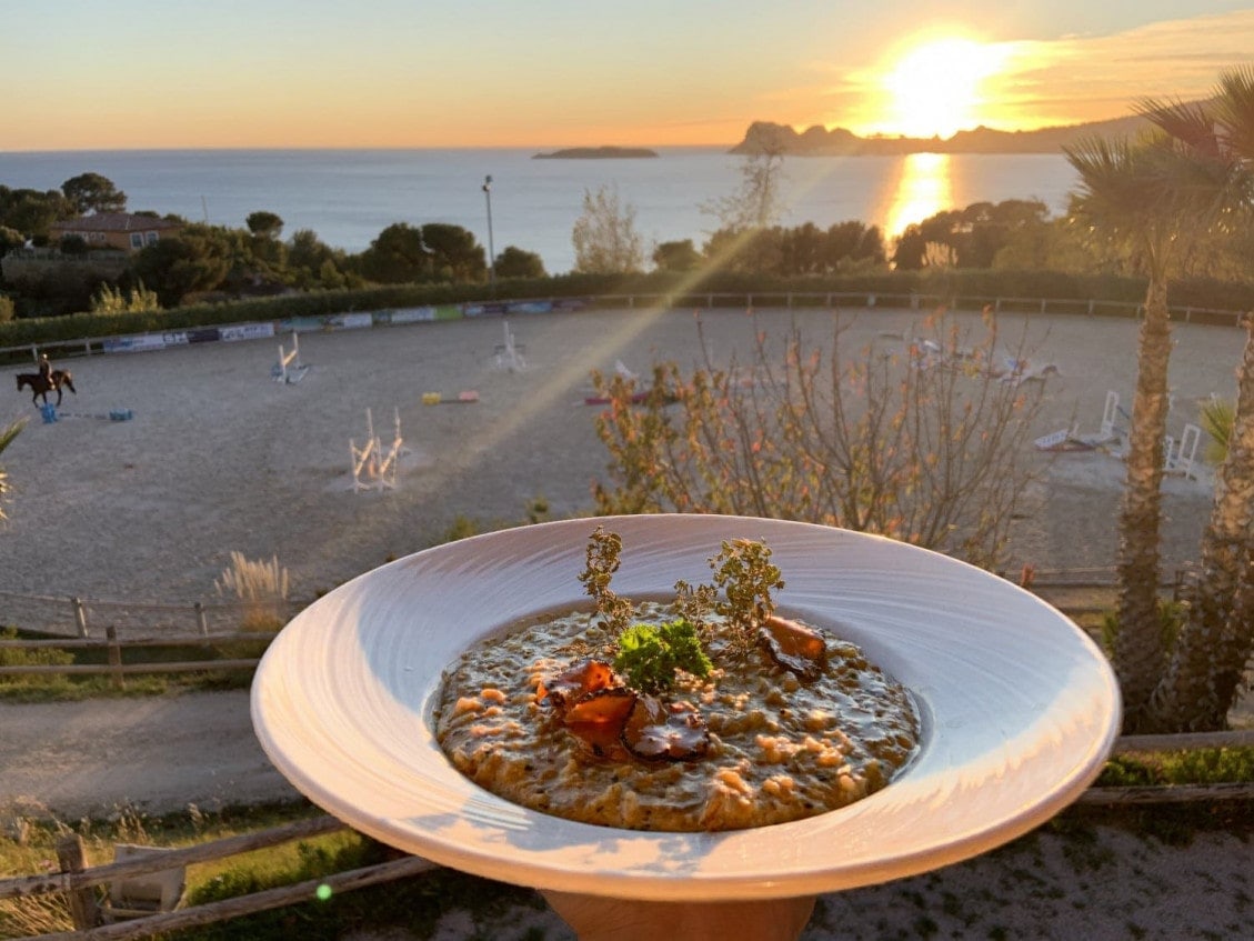 La Ferme Auberge la baie des anges — Traditionnel à La Ciotat — photo 5