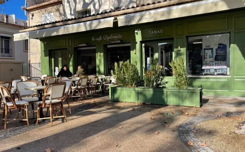 Le Café Diplomate — photo 3