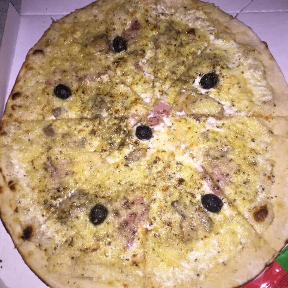 Pizza del Napoli — Pizza - pizzéria à Saint Mitre les Remparts — photo 2