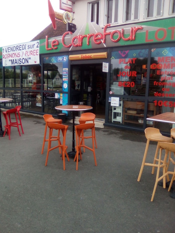 Le Carrefour — photo 2