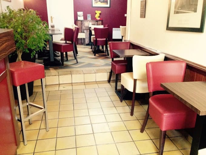 Café de la place — photo 3