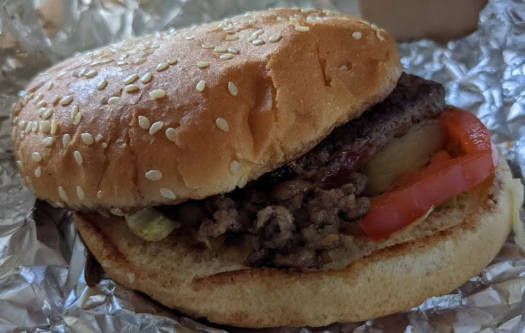 Beverly Hills Burger Bungalow — photo 3