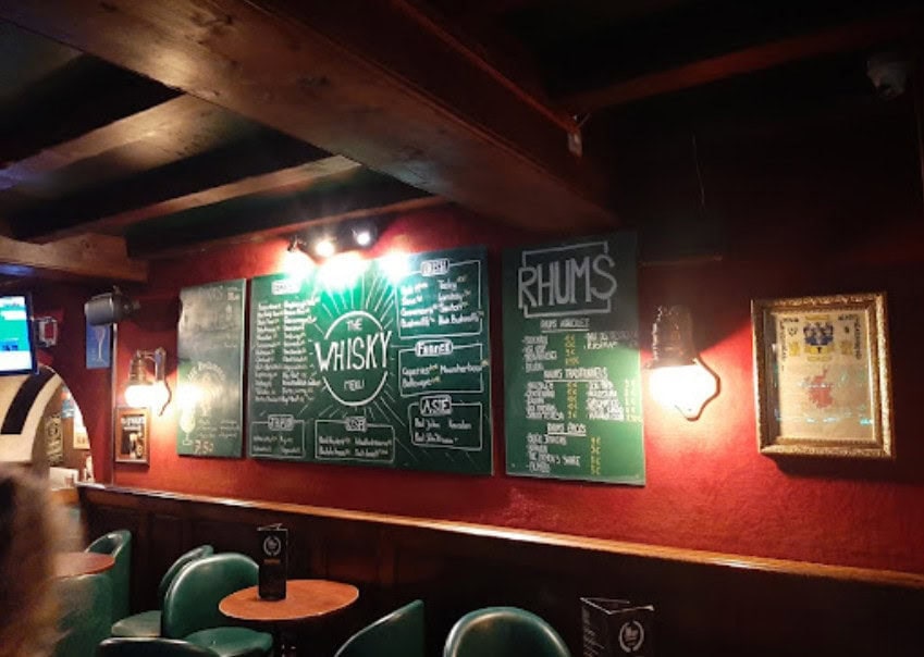 Mac Ewan's Pub — photo 3