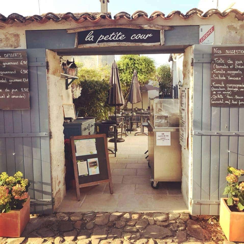 La Petite Cour — photo 3